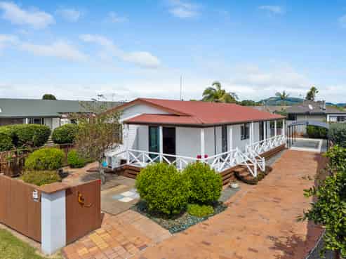 2 Kane Road, Papamoa