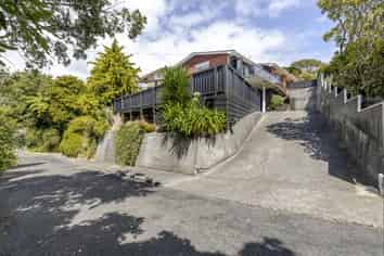 46 Seaview Road, Marfell