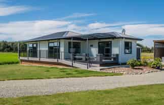 72 Arowhenua Station Road, Kerrytown