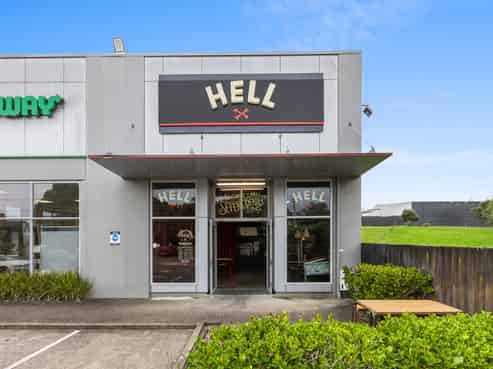 High exposure investment on main arterial