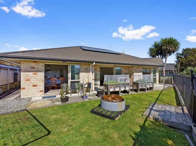 11B Ludlam Way, Otaki