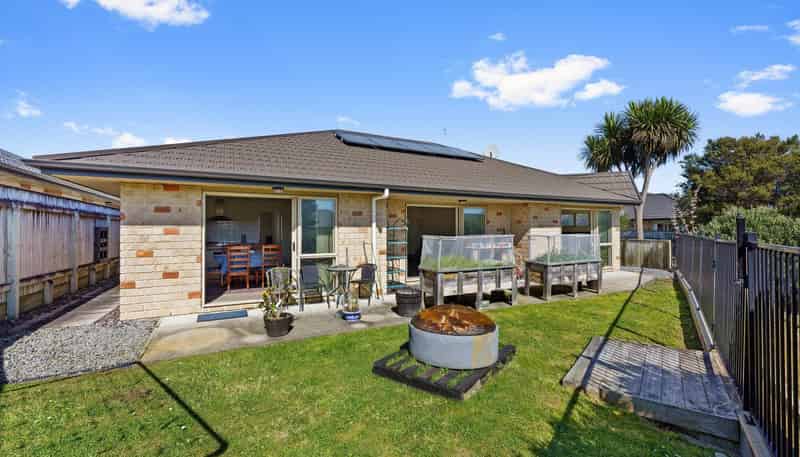 11B Ludlam Way, Otaki