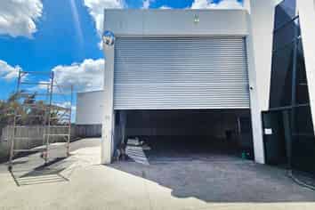 FUNCTIONAL INDUSTRIAL UNIT
