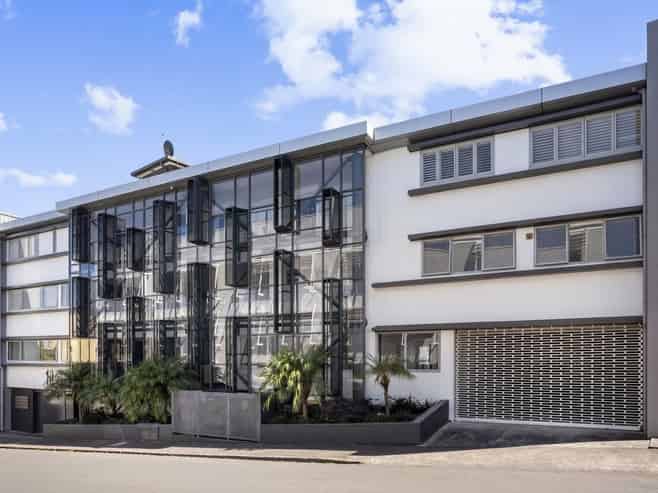 4A/10 Augustus Terrace, Parnell