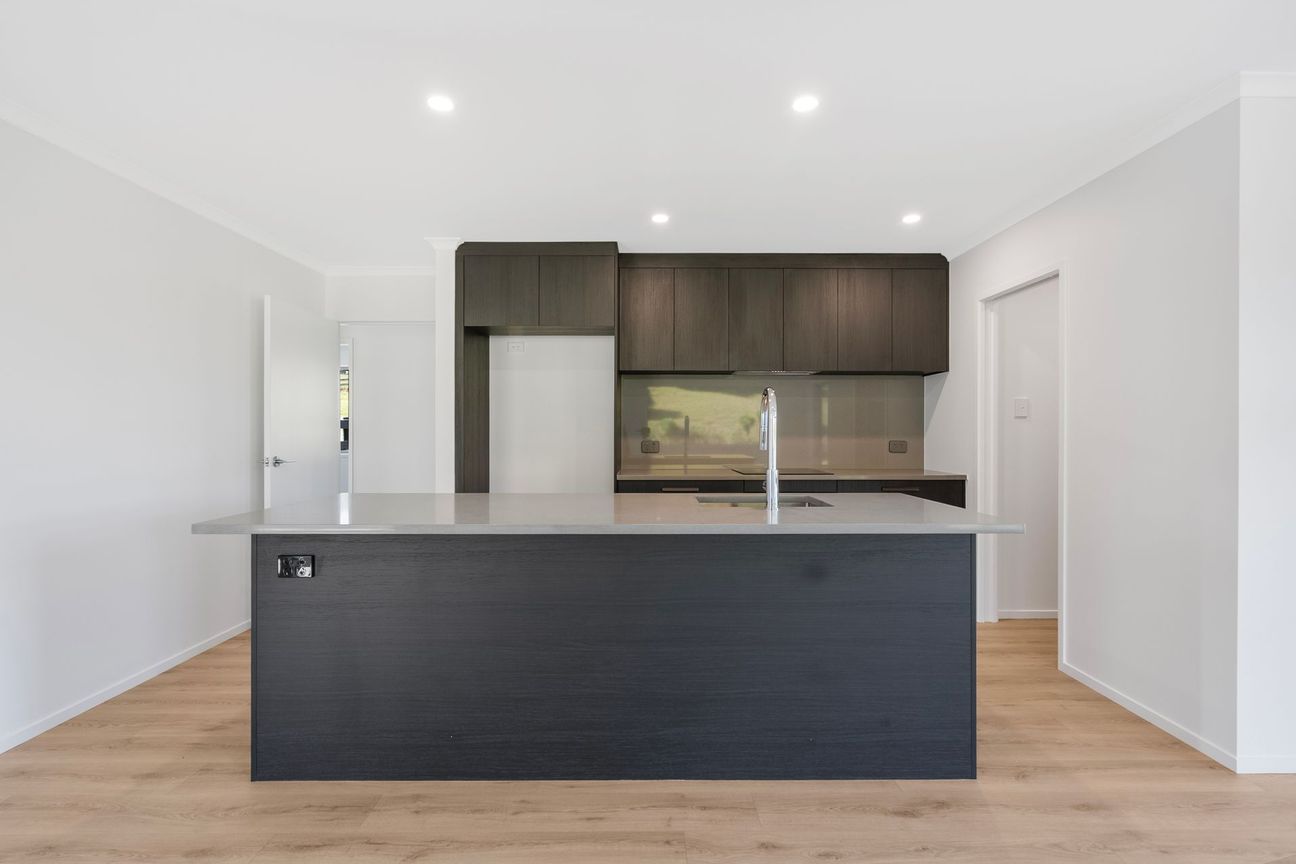 Stunning New Home On 3707 m² - Widok 4