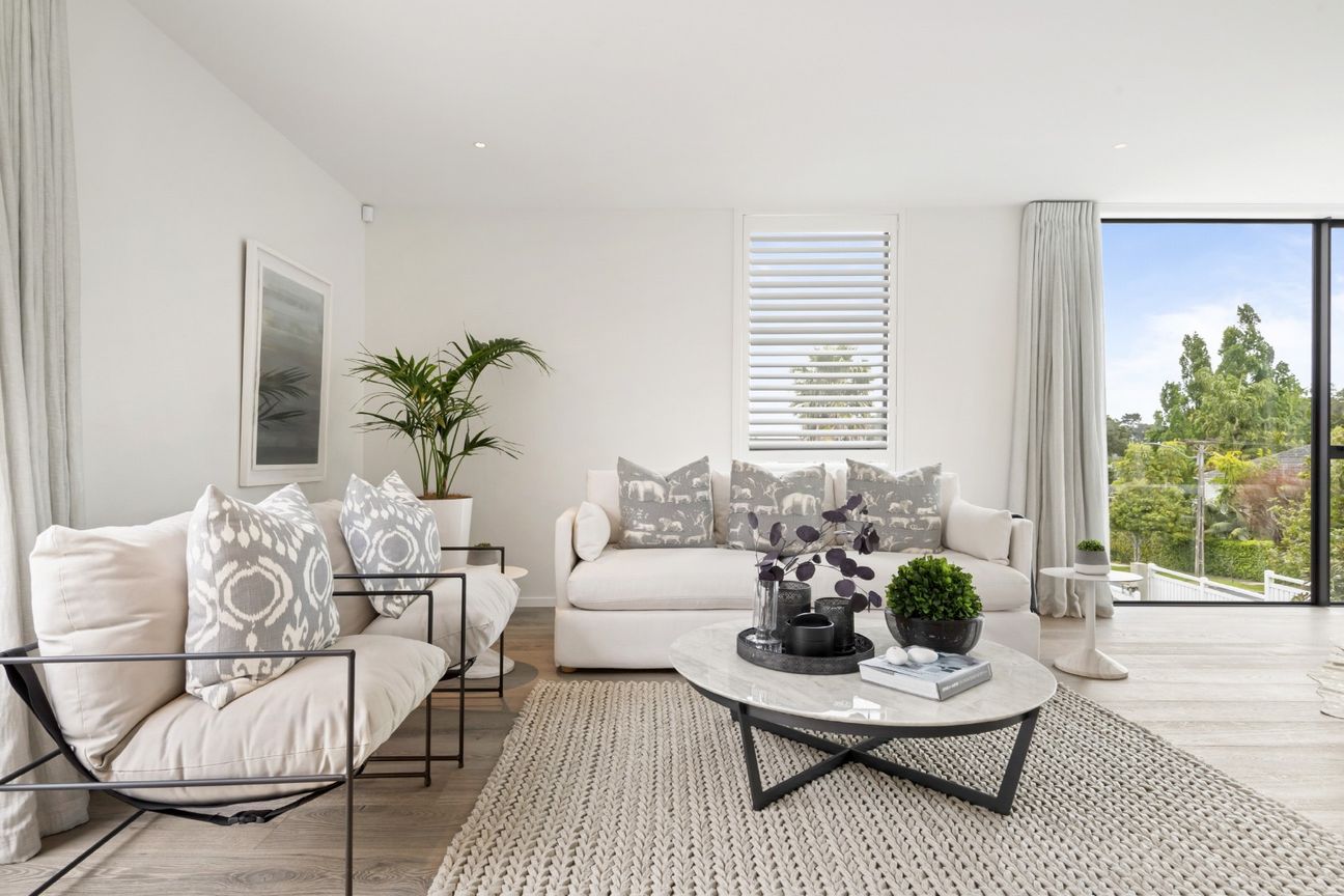 Perfectly Positioned with Sea Views - Widok 5
