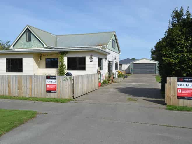 249 Princes Street, Strathern