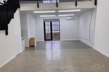 102sqm Westgate Industrial Unit, 3 Parks