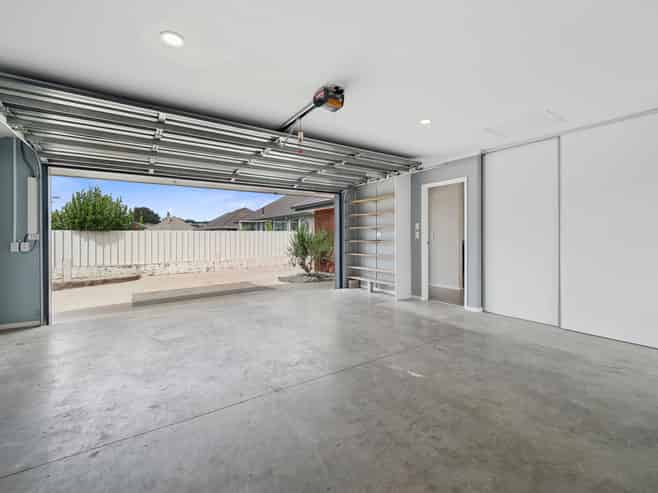 7 Puriri Crescent, Hillcrest