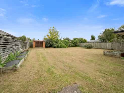 7 Puriri Crescent, Hillcrest