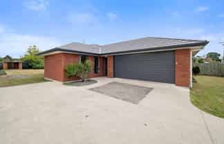 7 Puriri Crescent, Hillcrest