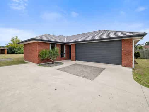 7 Puriri Crescent, Hillcrest