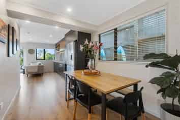 9C Glamorgan Drive, Torbay