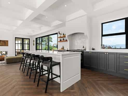 83 Charles Robert Drive, Kahutara