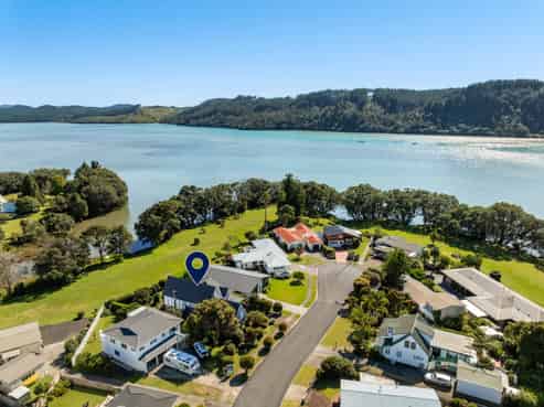 140 Moana Anu Anu Avenue, Whangamata
