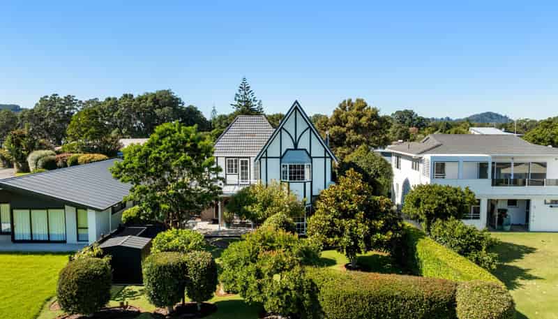140 Moana Anu Anu Avenue, Whangamata