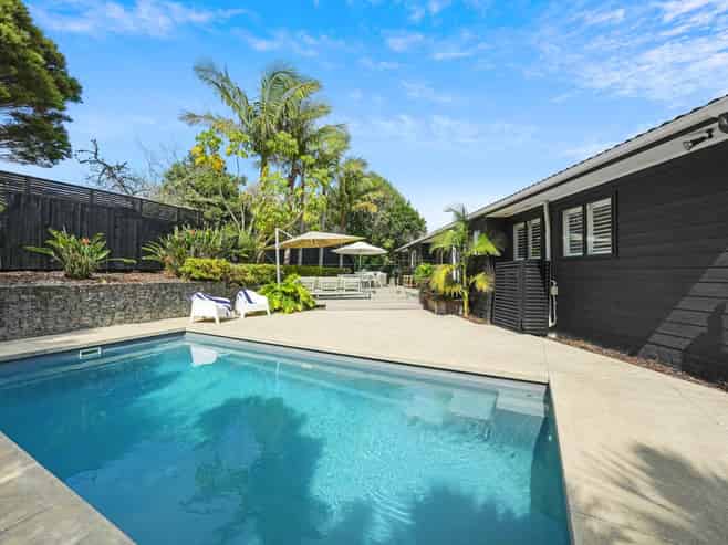 12 Pounamu Avenue, Greenhithe