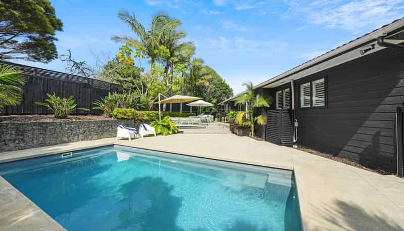 12 Pounamu Avenue, Greenhithe