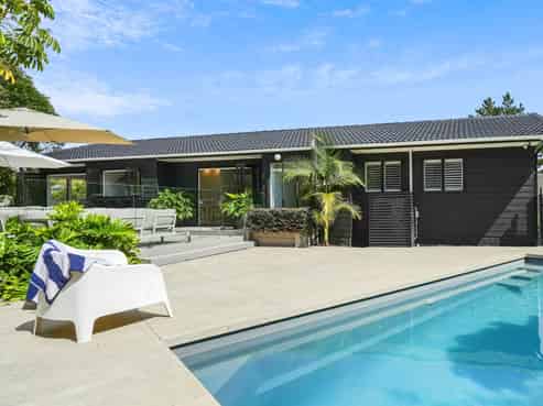 12 Pounamu Avenue, Greenhithe