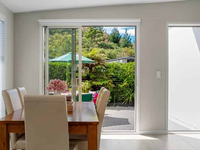 25 St Pauls Drive, Brookfield