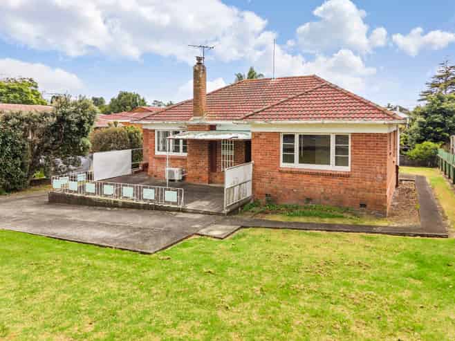 1/17 Tawhiri Road, One Tree Hill