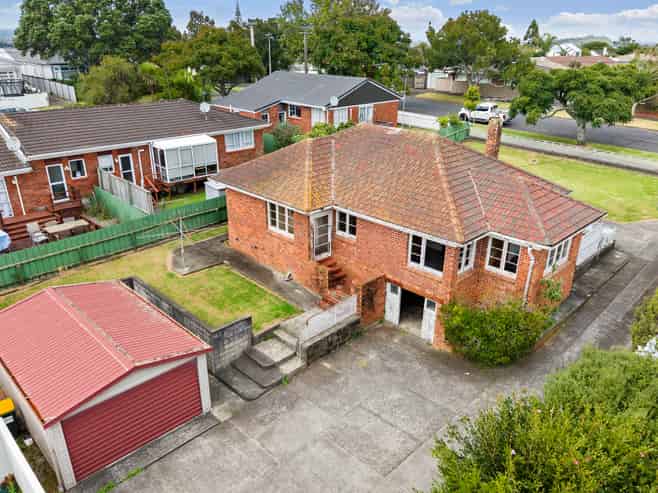 1/17 Tawhiri Road, One Tree Hill