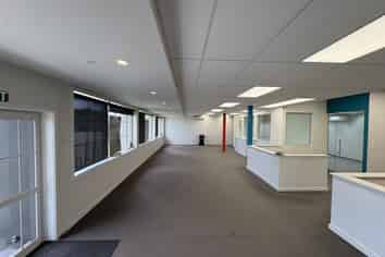 Offices for lease – 1105 Plunket Street