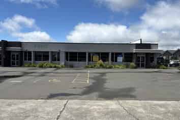 Offices for lease – 11230 Plunket Street