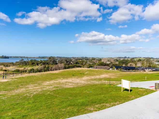 48 Old Waipu Road, Mangawhai