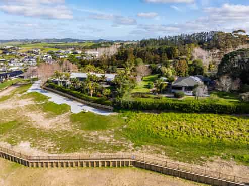 48 Old Waipu Road, Mangawhai