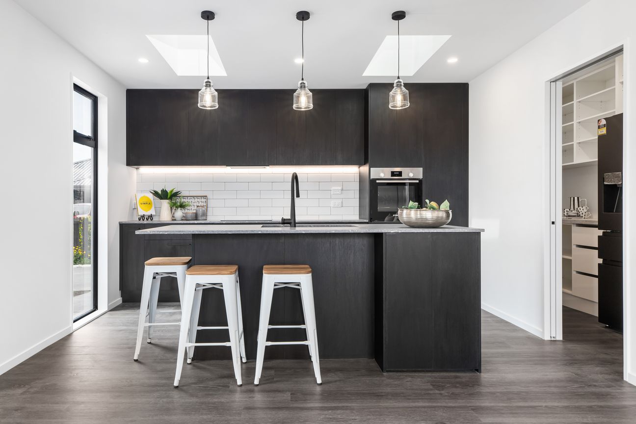 High Spec and Innovative - Vista 6
