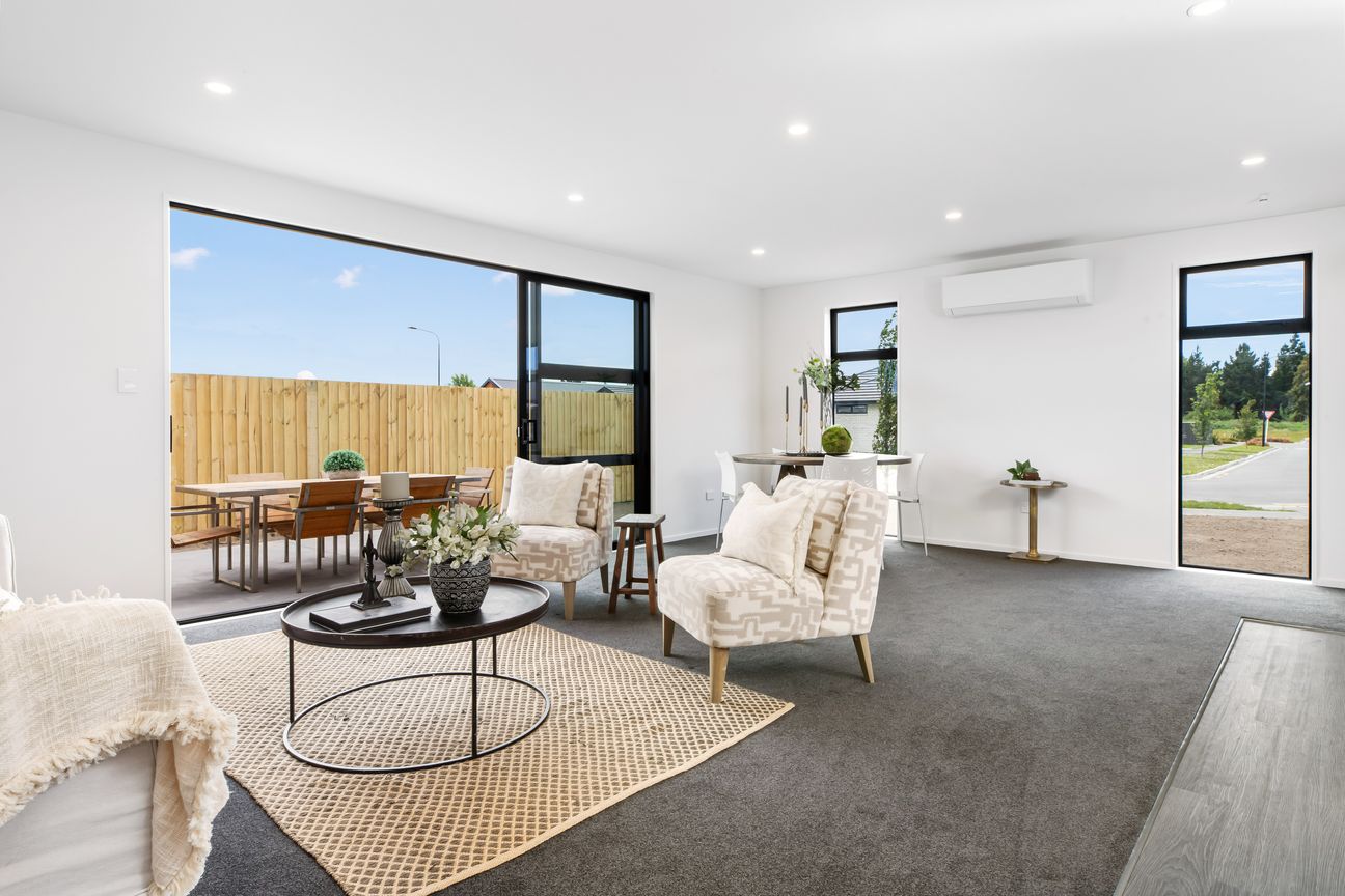High Spec and Innovative - Vista 4