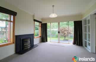 121 Idris Rd , Strowan