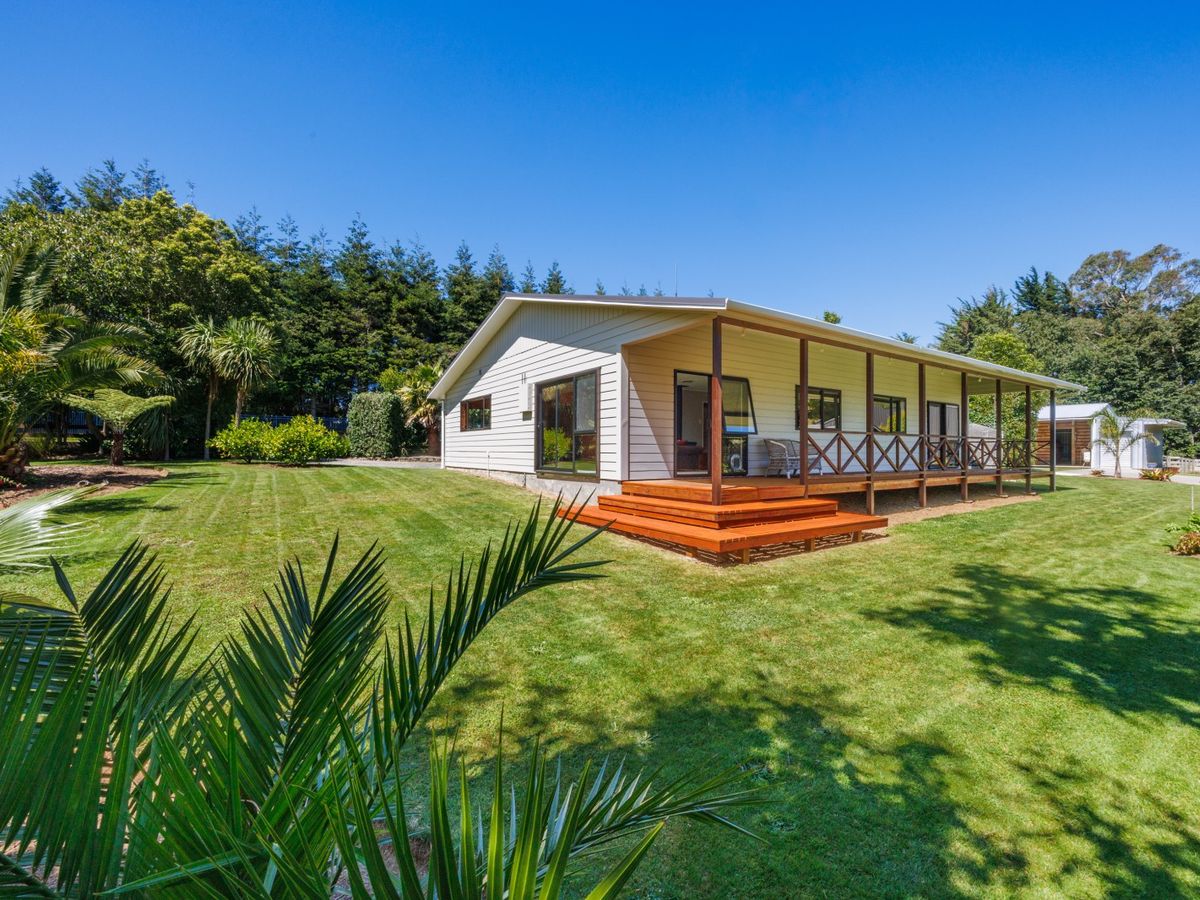 10 Fleury Street, Kimbolton, Manawatu, Manawatu / Whanganui - Photo 2