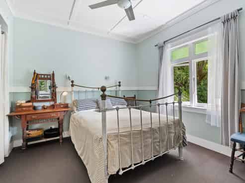 70 Russell Road, Kensington