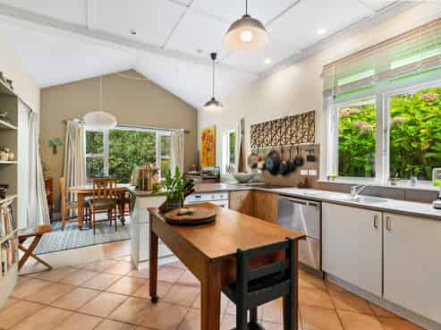 70 Russell Road, Kensington