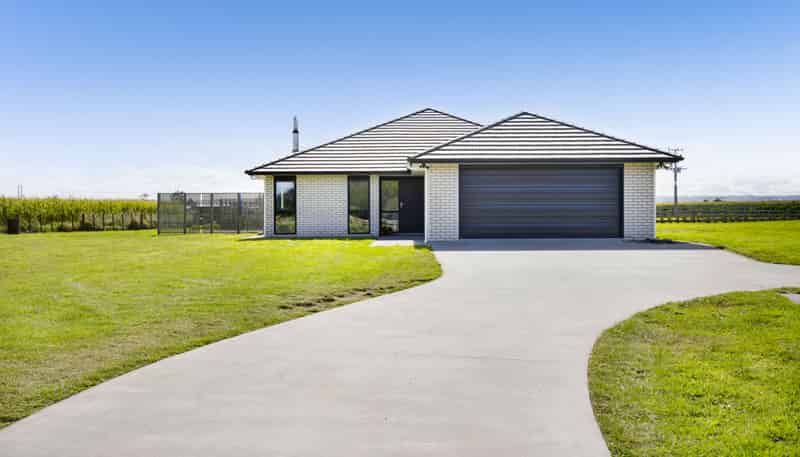 271 Ohangai Road, Hawera