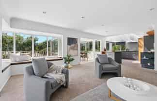 10/674L Ranginui Road, Welcome Bay