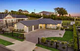 12 Kerr Crescent, Patumahoe