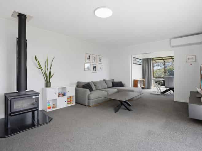 44 Matua Road, Matua