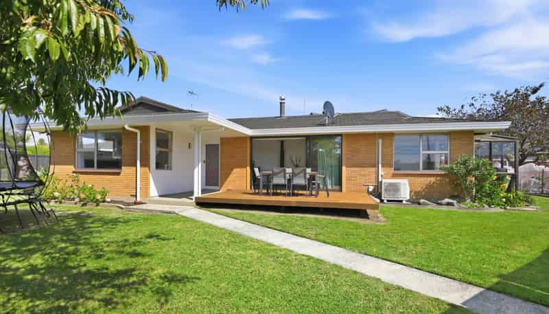 44 Matua Road, Matua