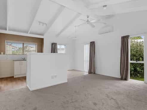 1/6 Bloomfield Place, Onerahi