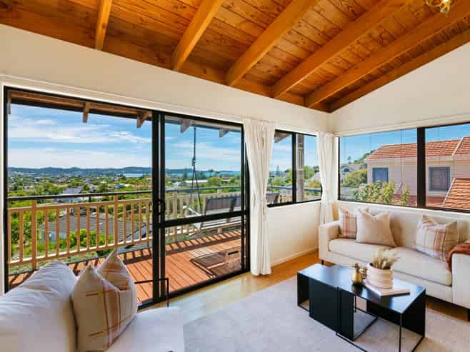 148 Red Beach Road, Red Beach