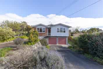 21 Alexander Road, Raumati Beach