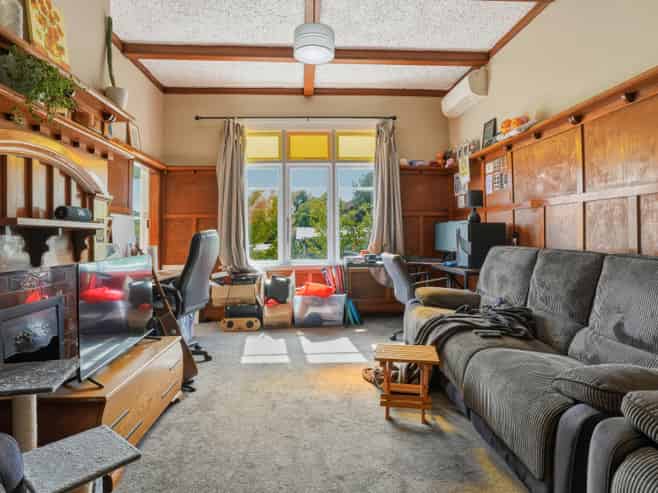 64 Hazel Avenue, Caversham