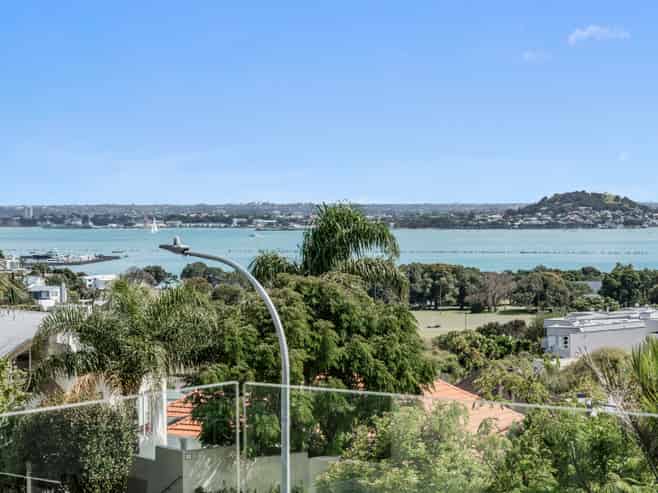 2 Hawaiki Street, Orakei