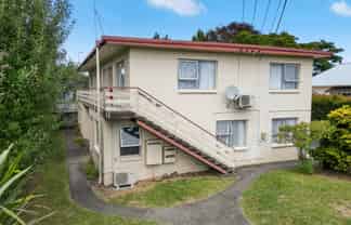 1-6/16 Myrtle Street, Hamilton East