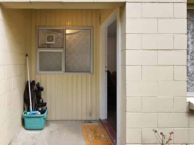 1-6/16 Myrtle Street, Hamilton East