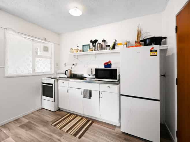 1-6/16 Myrtle Street, Hamilton East