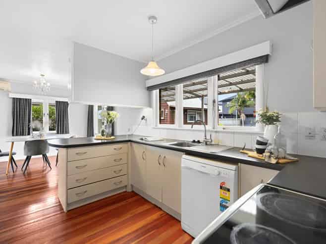 2 Edinburgh Road, Hillcrest